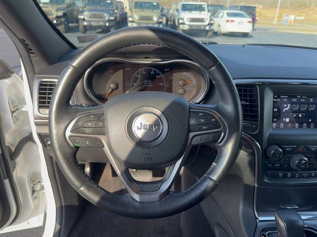 Used 2018 Jeep Grand Cherokee Laredo image 11