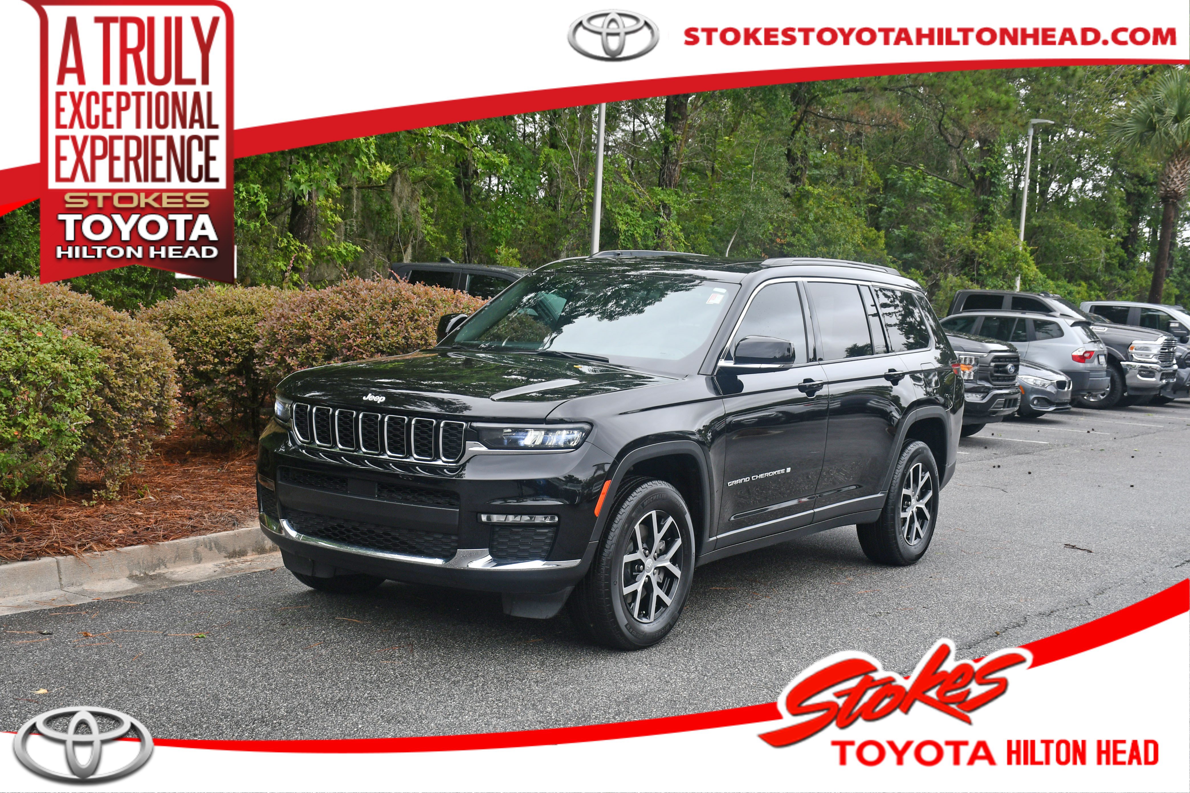 Used 2024 Jeep Grand Cherokee L Limited AWD/4WD image 1