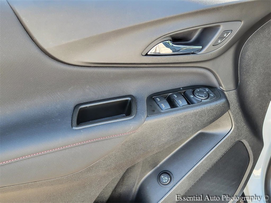 Used 2024 Chevrolet Equinox RS image 13