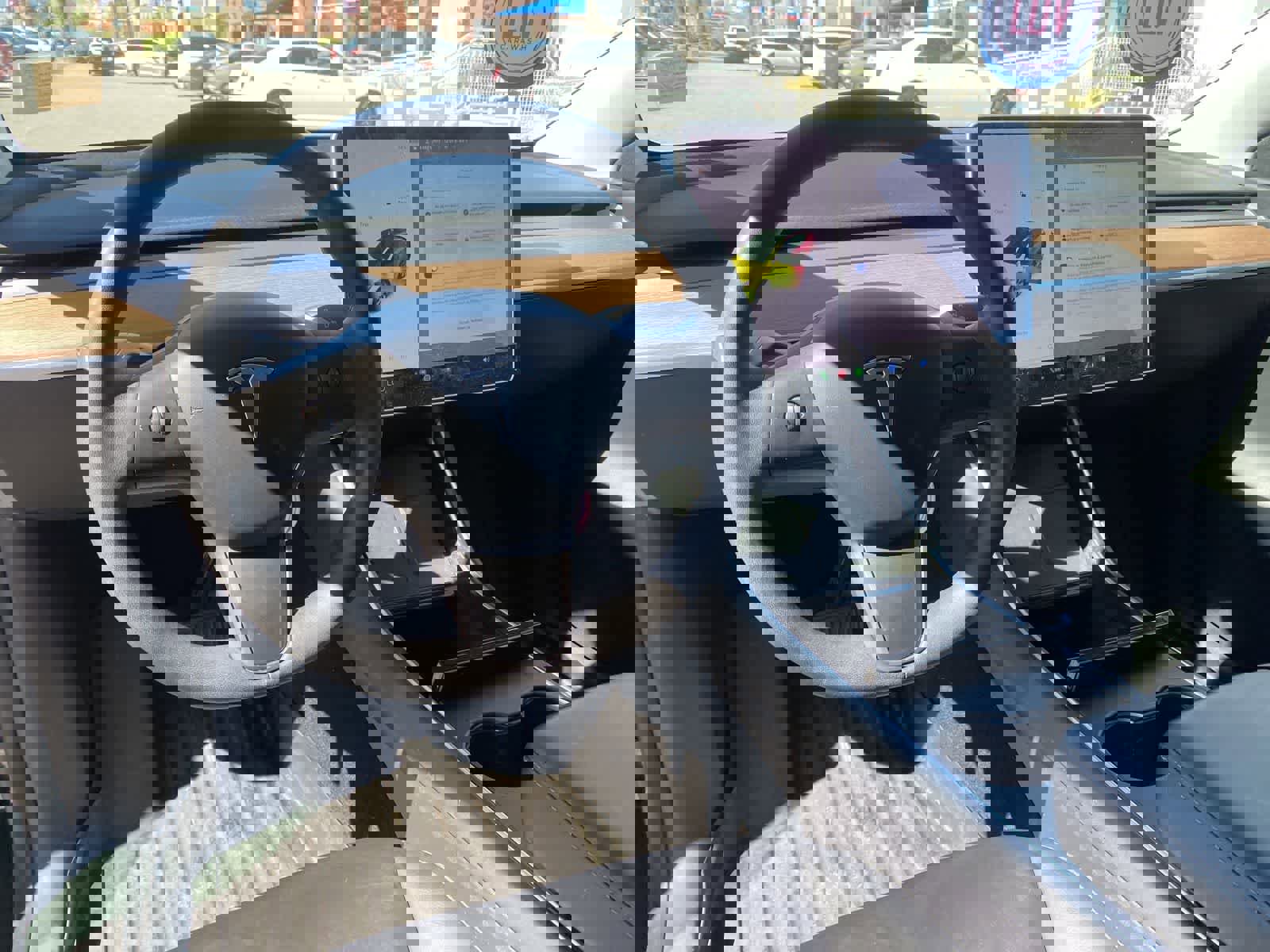 Used 2020 Tesla Model Y Long Range image 11