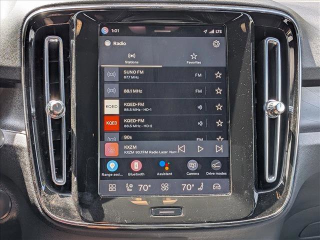 Used 2023 Volvo XC40 Recharge Ultimate image 13