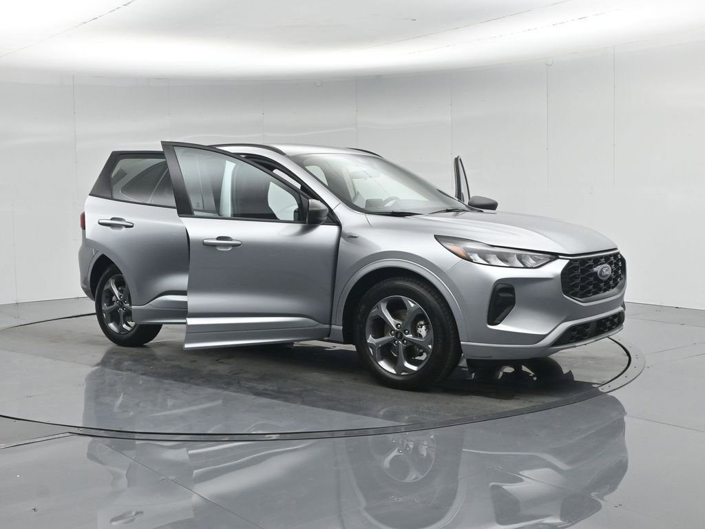 Certified 2024 Ford Escape ST-Line w/ Cold Weather Package image 37