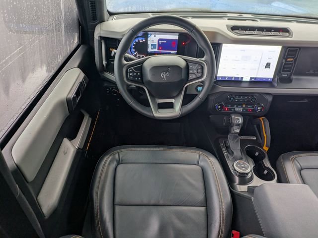 Used 2023 Ford Bronco Badlands w/ Sasquatch Package image 16