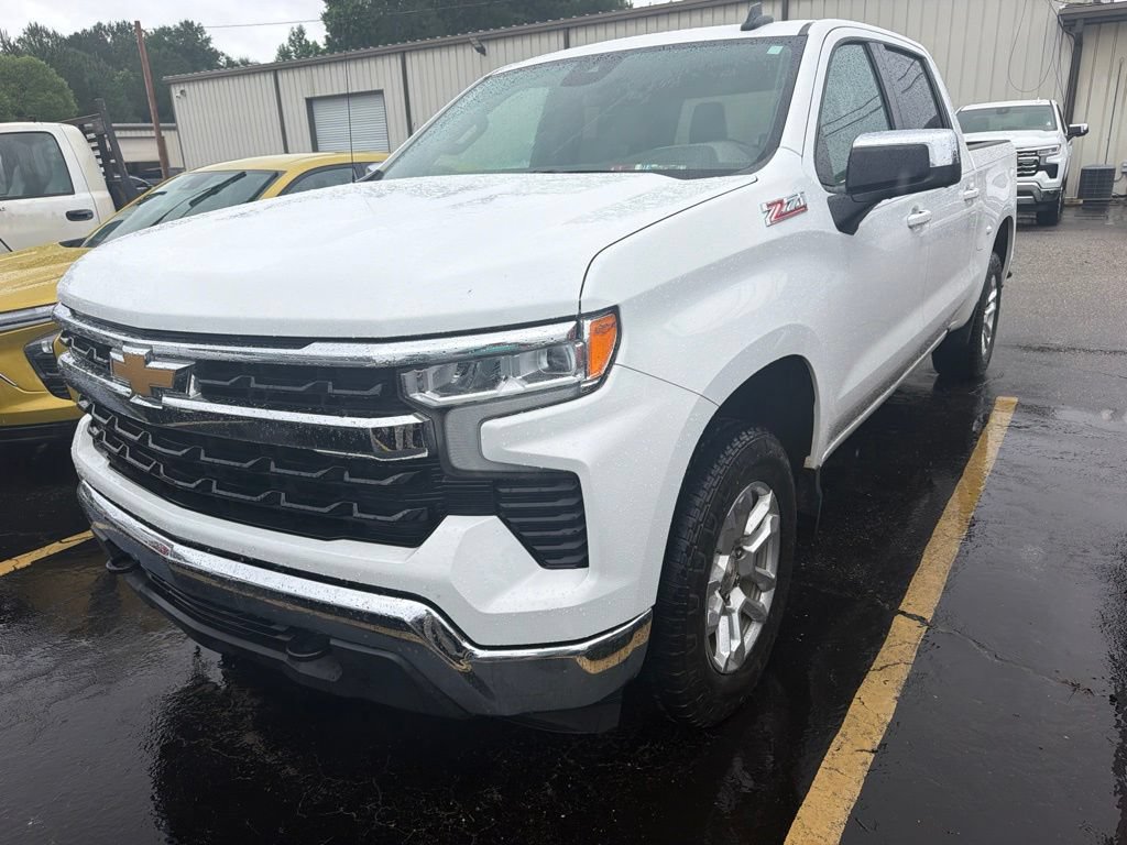 Used 2023 Chevrolet Silverado 1500 LT AWD/4WD image 1