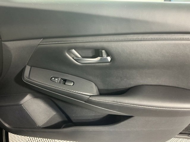 Used 2023 Nissan Sentra SV image 13