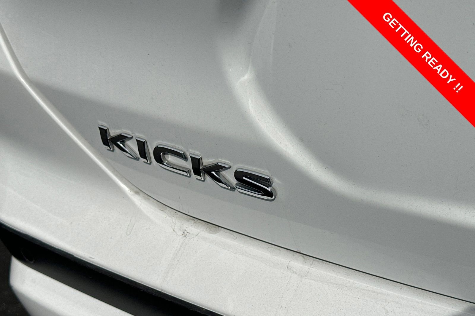 Used 2023 Nissan Kicks S image 7