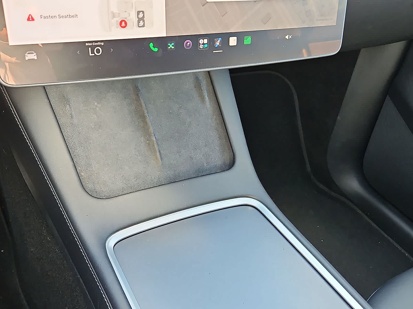 Used 2022 Tesla Model Y Long Range AWD/4WD image 23
