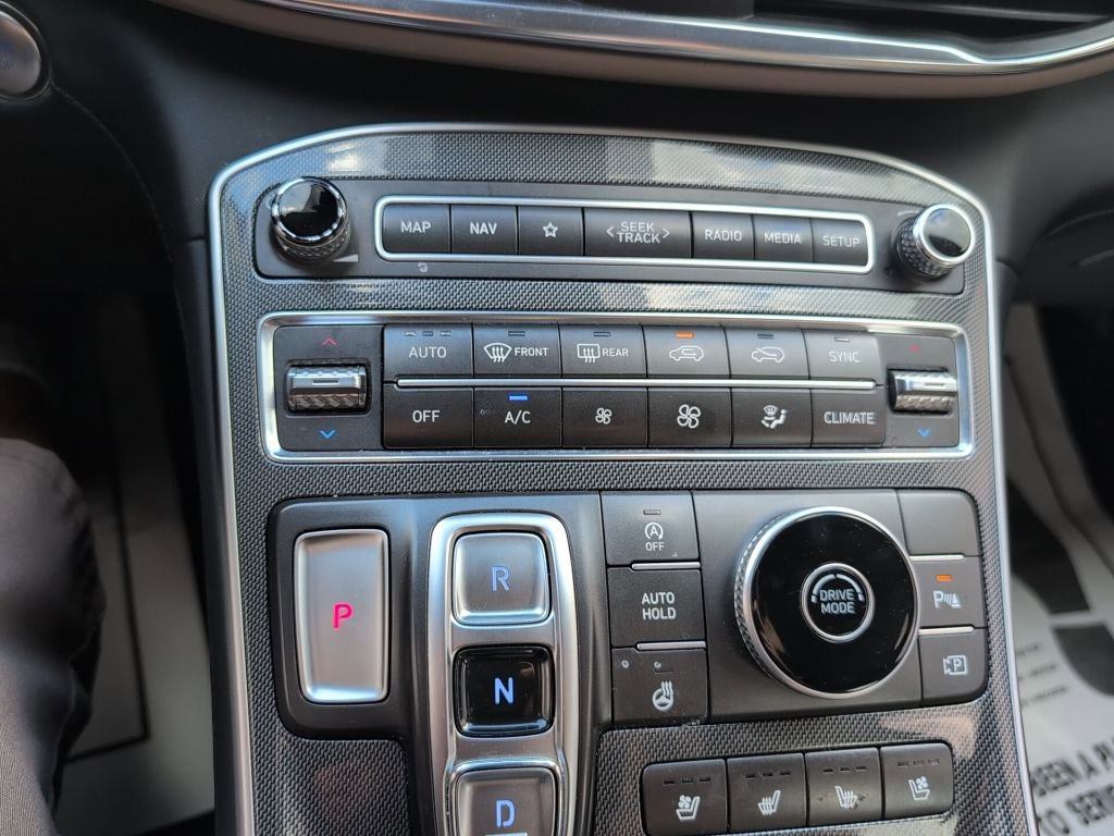 Used 2022 Hyundai Santa Fe Limited FWD image 19