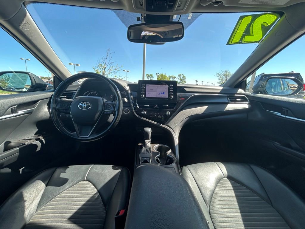 Used 2021 Toyota Camry SE w/ Cold Weather Package AWD/4WD image 10