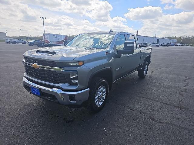 New 2026 Chevrolet Silverado 2500 LT w/ Convenience Package AWD/4WD image 2
