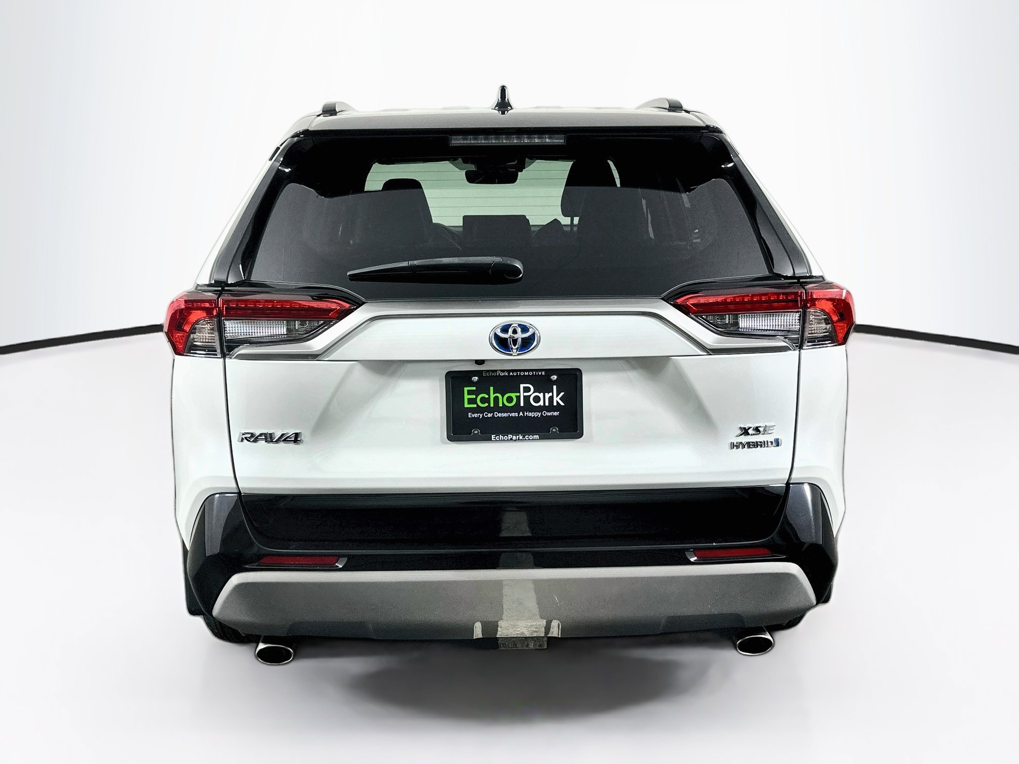 Used 2024 Toyota RAV4 XSE w/ Weather Package AWD/4WD image 7