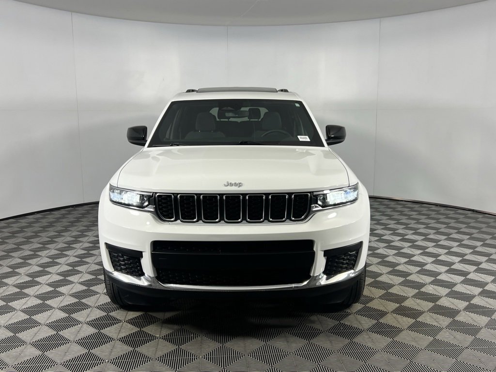 Certified 2024 Jeep Grand Cherokee L Laredo w/ Luxury Tech Group I image 10