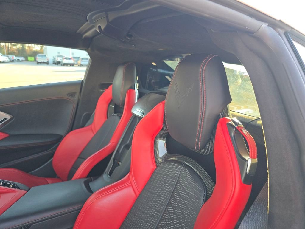 Used 2021 Chevrolet Corvette Stingray Premium Cpe w/ Z51 Performance Package image 25