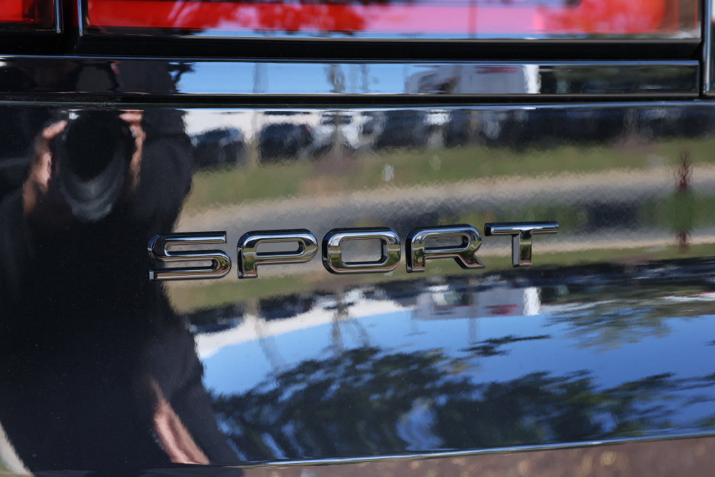 New 2027 Land Rover Range Rover Sport Dynamic SE AWD/4WD image 10