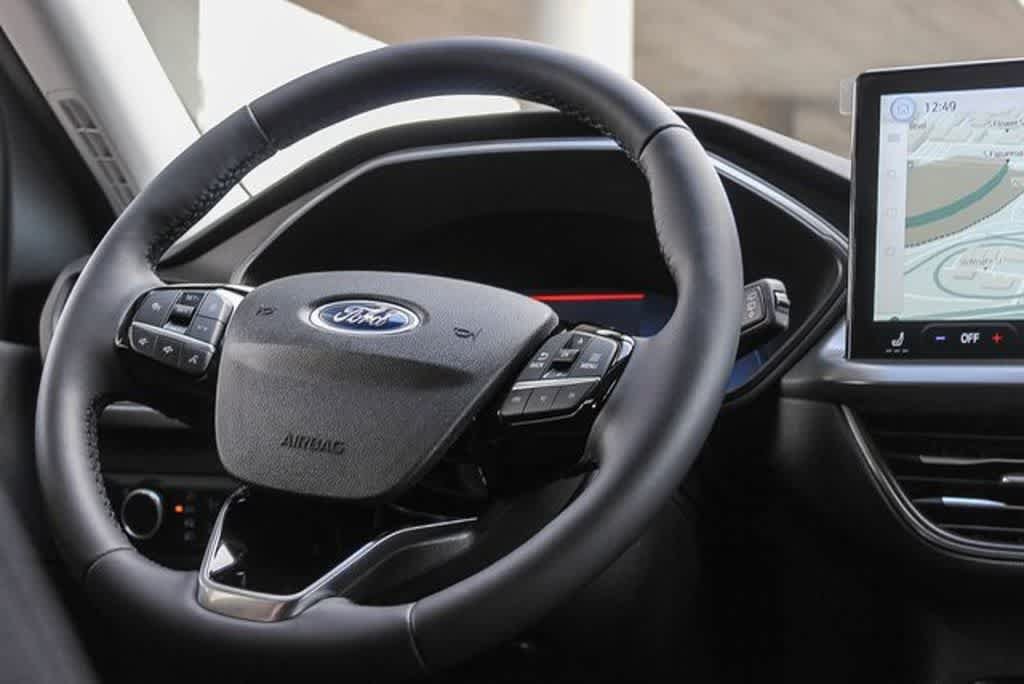 New 2024 Ford Escape Active w/ Tech Pack #2 FWD image 13