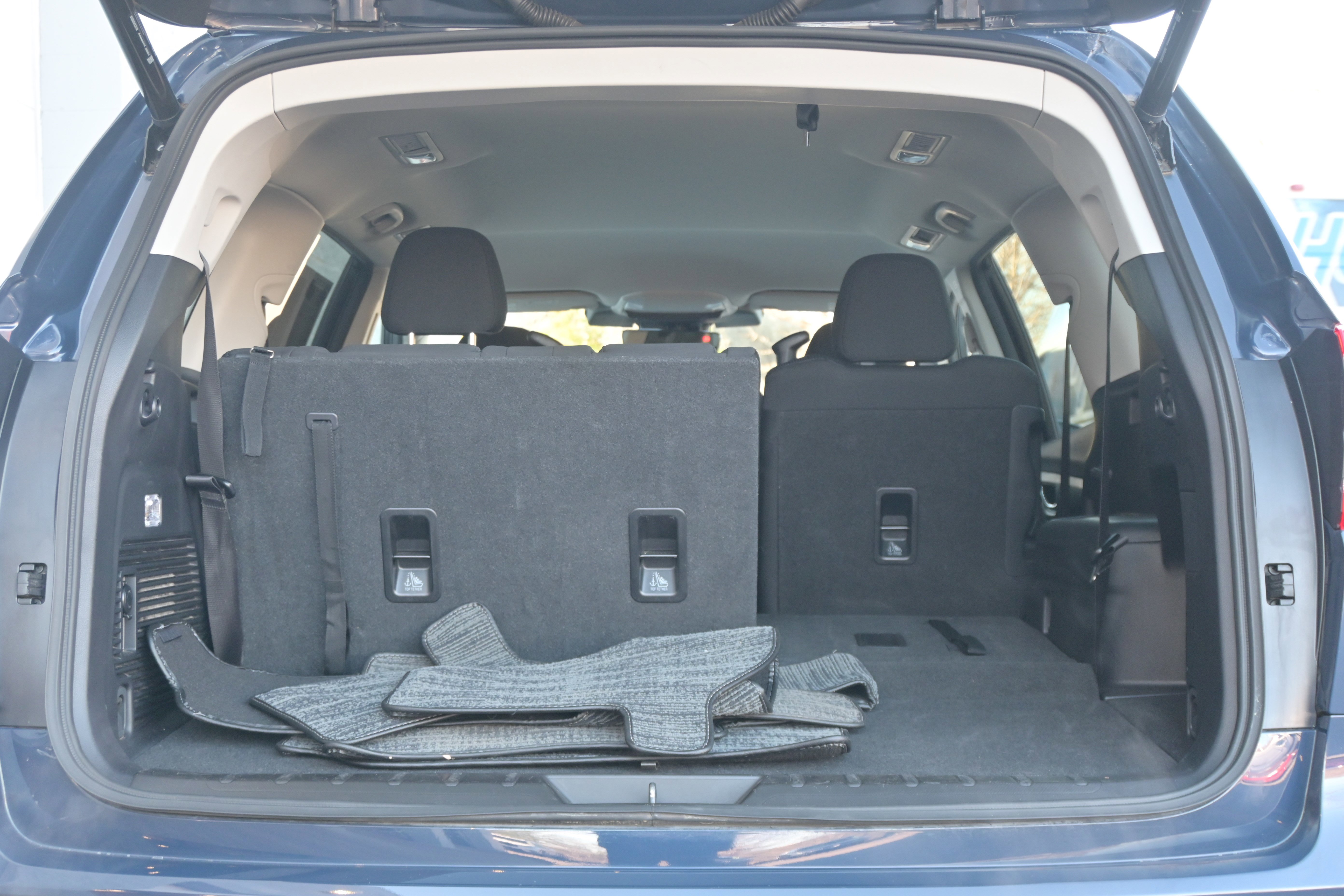 Certified 2024 Subaru Ascent Premium w/ Convenience Package image 33