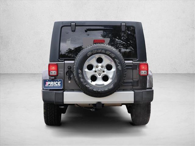 Used 2014 Jeep Wrangler Unlimited Sahara AWD/4WD image 6