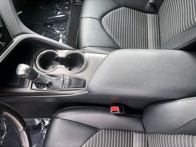 Used 2023 Toyota Camry SE FWD image 15