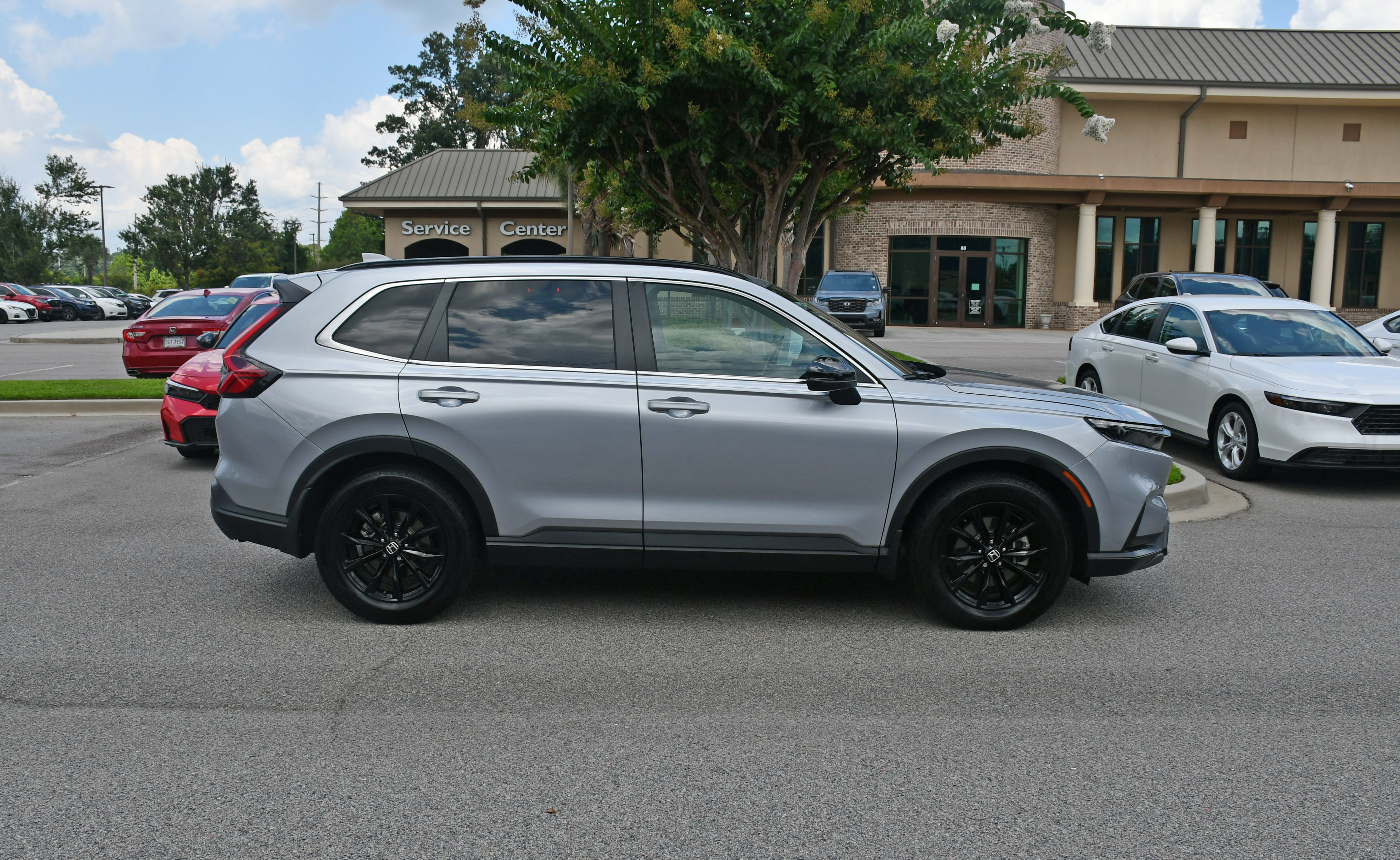Used 2024 Honda CR-V Sport image 5