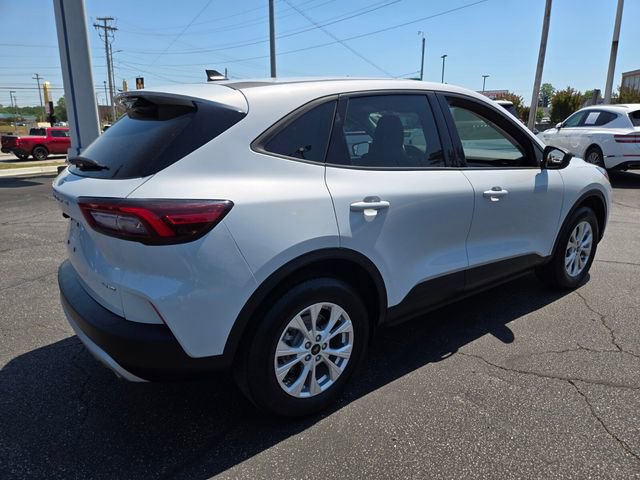 Used 2025 Ford Escape Active AWD/4WD image 7