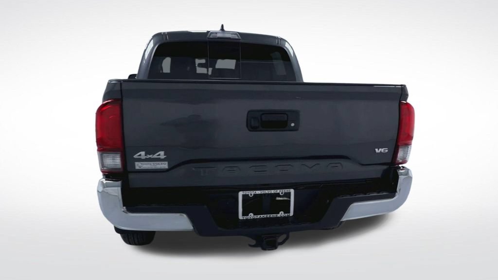 Certified 2023 Toyota Tacoma SR5 AWD/4WD image 22