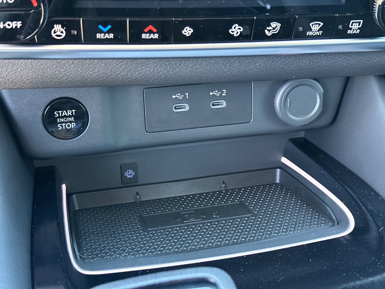 New 2026 Nissan Rogue Platinum w/ Platinum Premium Package image 32