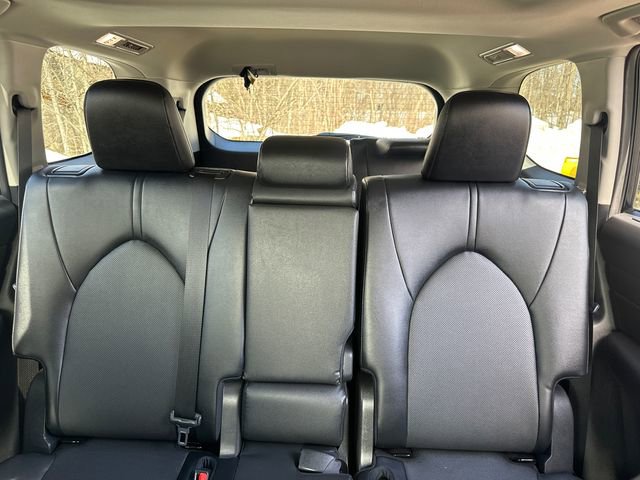 Used 2025 Toyota Grand Highlander AWD image 40