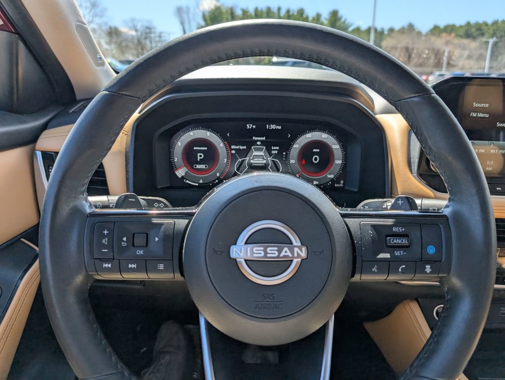 Used 2023 Nissan Rogue Platinum w/ Platinum Premium Package AWD/4WD image 29