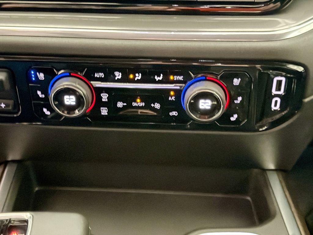 Used 2025 Chevrolet Silverado 1500 High Country w/ Technology Package image 17