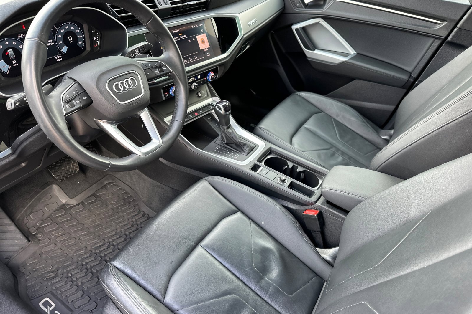 Used 2022 Audi Q3 2.0T Premium image 9