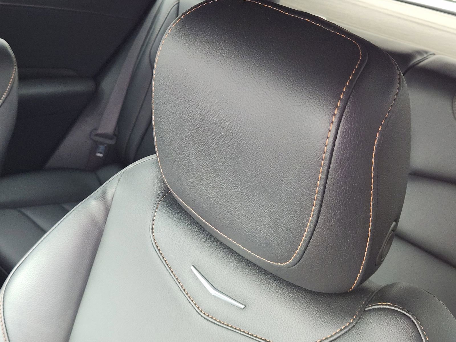 Used 2023 Cadillac XT4 Sport w/ Cold Weather Package image 15