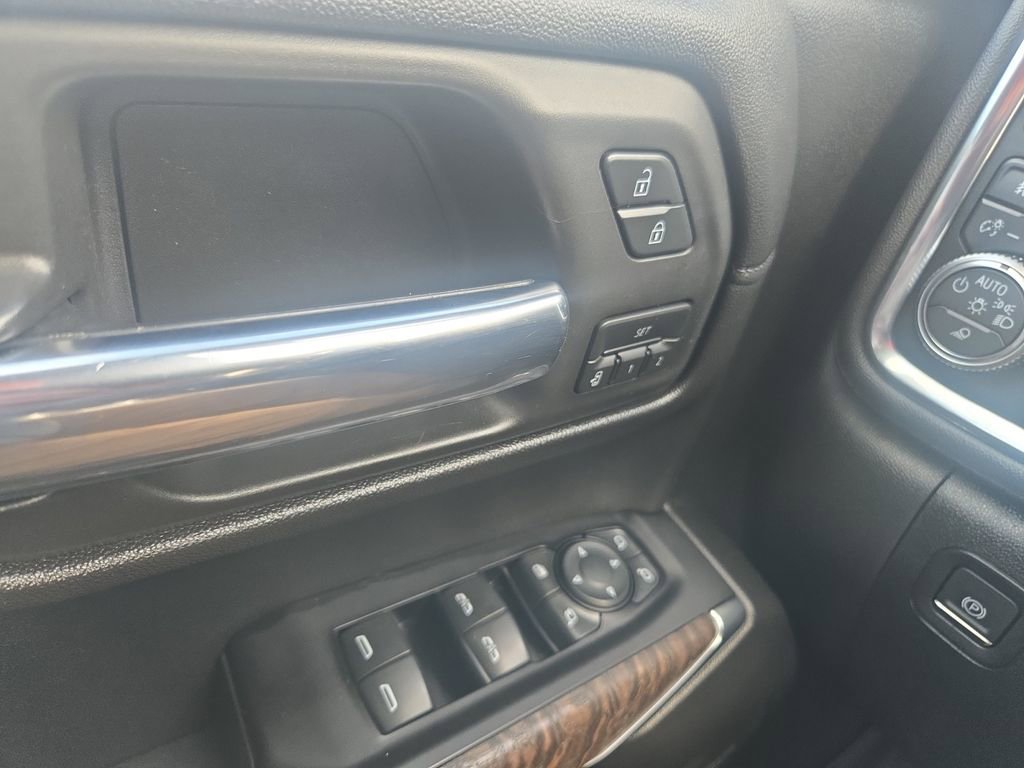 Used 2019 GMC Sierra 1500 Denali w/ Denali Ultimate Package AWD/4WD image 22