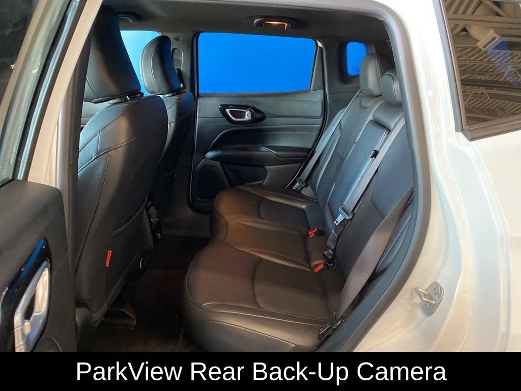 Used 2025 Jeep Compass Trailhawk AWD/4WD image 11