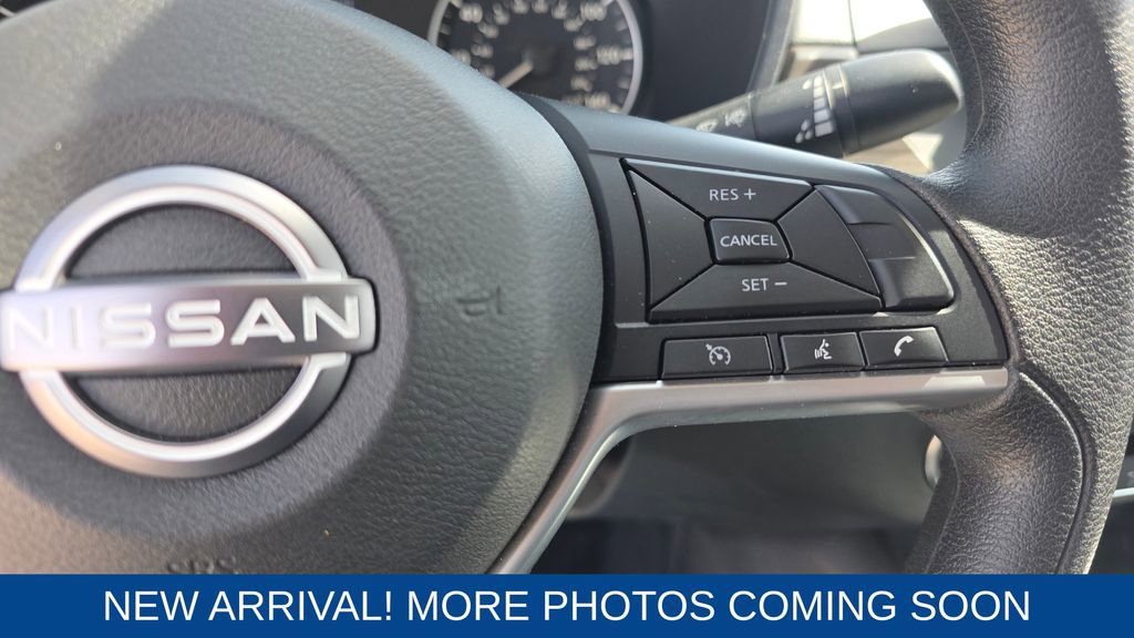 Used 2025 Nissan Altima 2.5 SV image 15