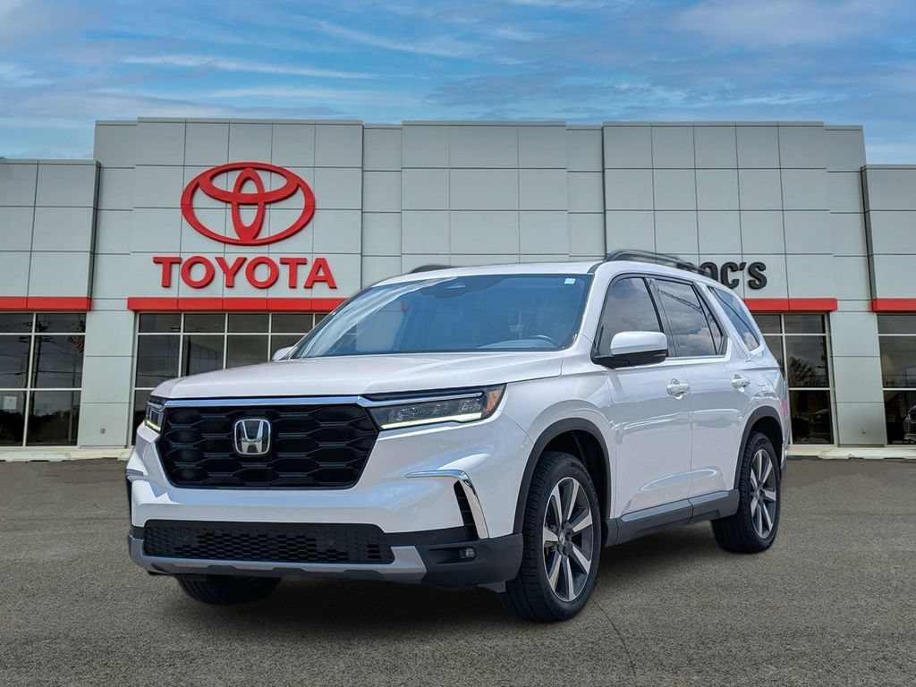 Used 2025 Honda Pilot Touring video 1