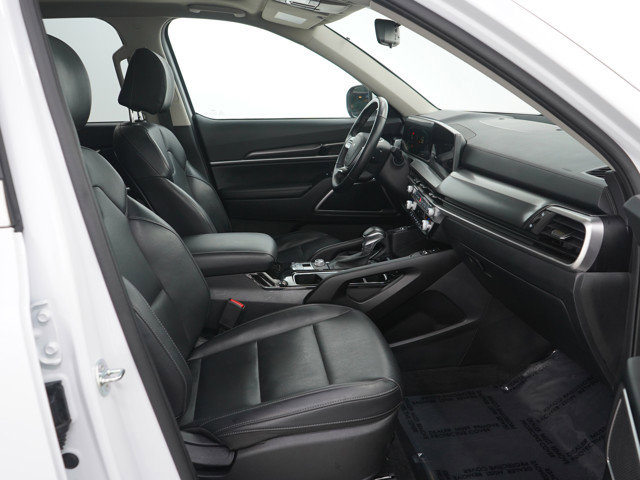 Used 2025 Kia Telluride S image 13