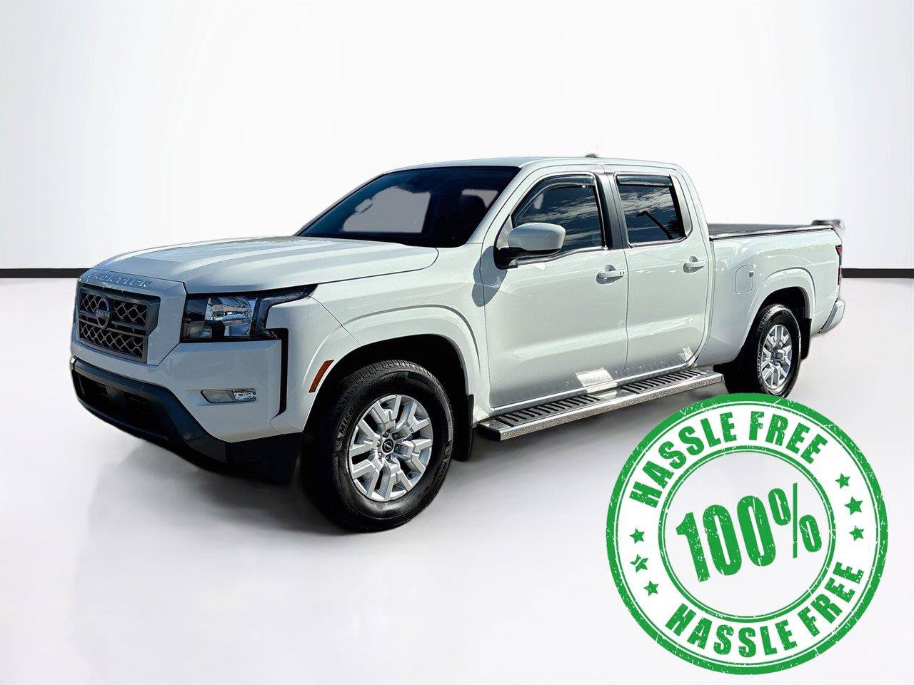 Used 2024 Nissan Frontier SV RWD image 3