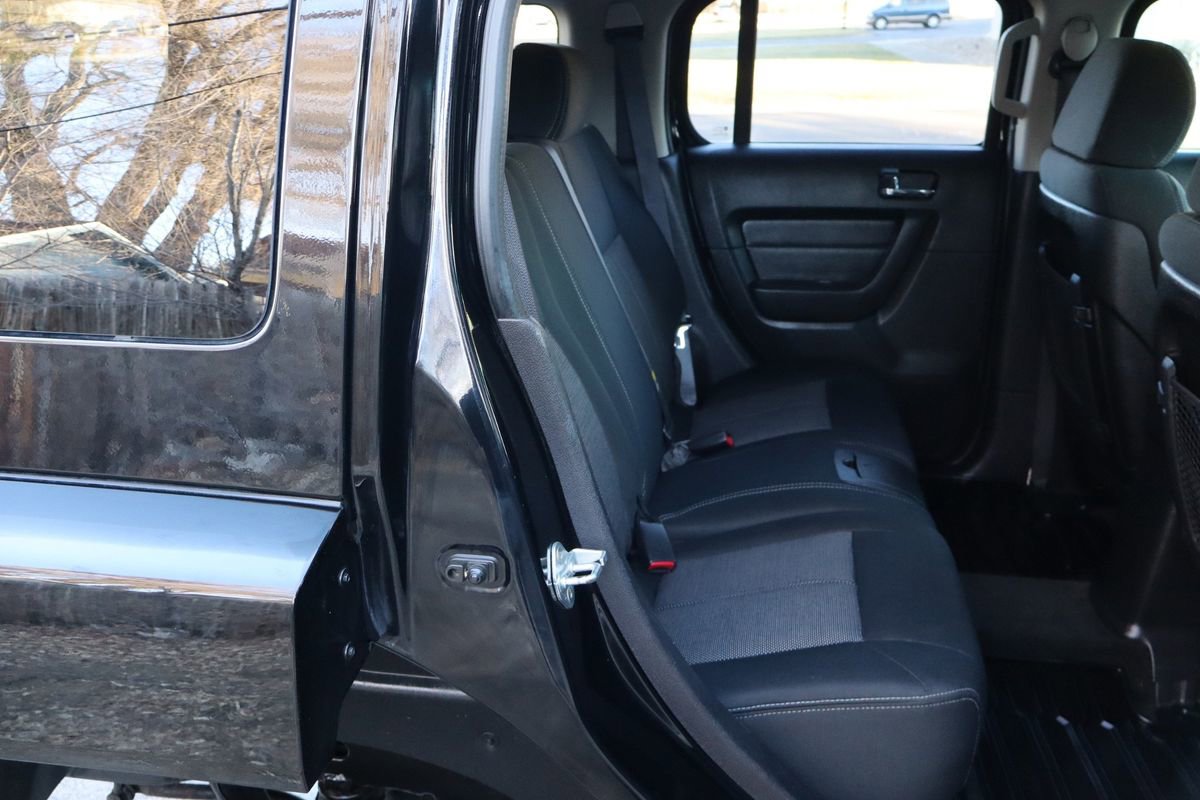 Used 2006 HUMMER H3 w/ Chrome Appearance Package image 21