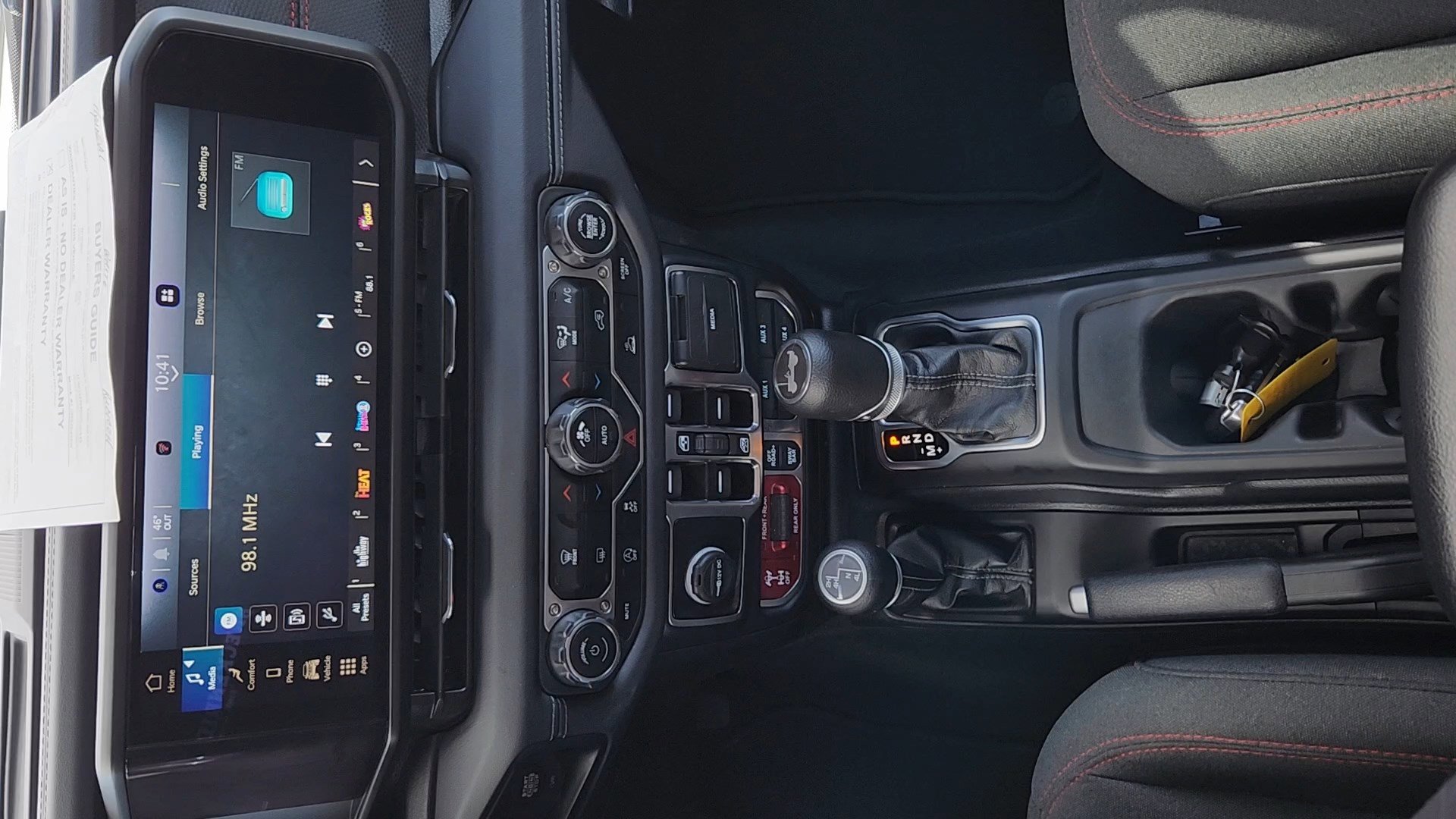 Used 2025 Jeep Wrangler Unlimited Rubicon image 15