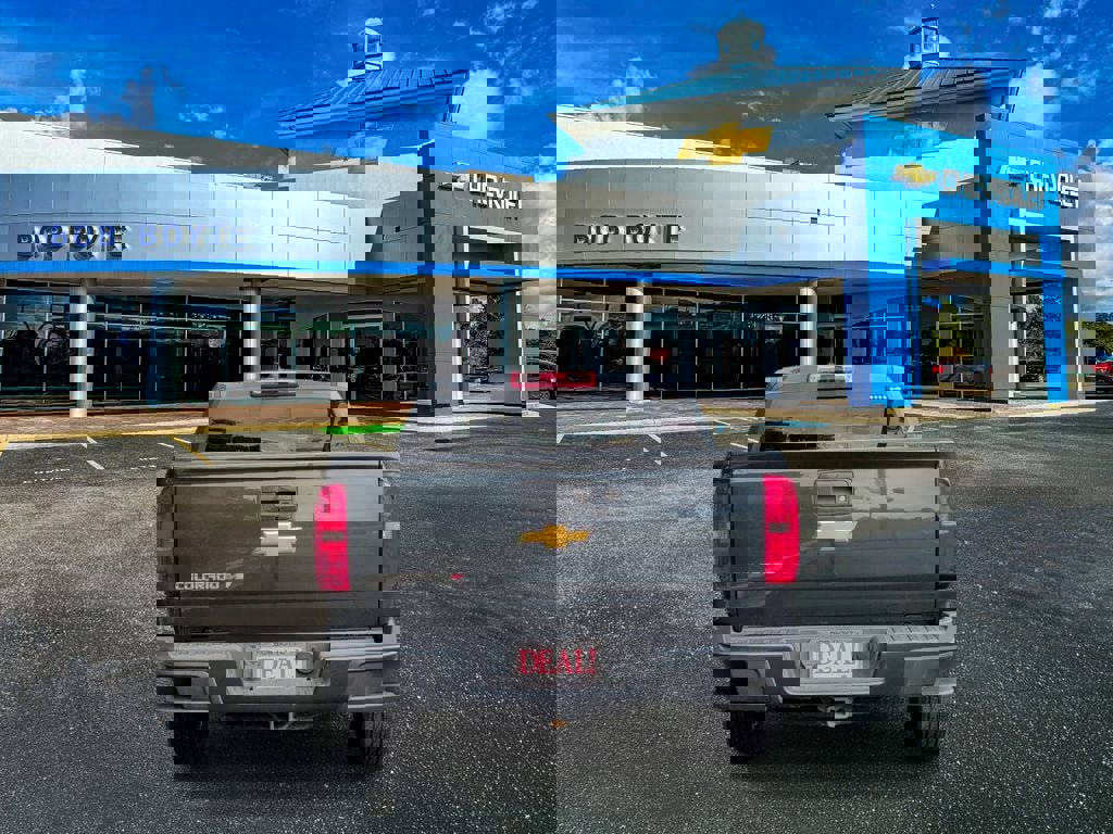 Used 2018 Chevrolet Colorado Z71 image 4