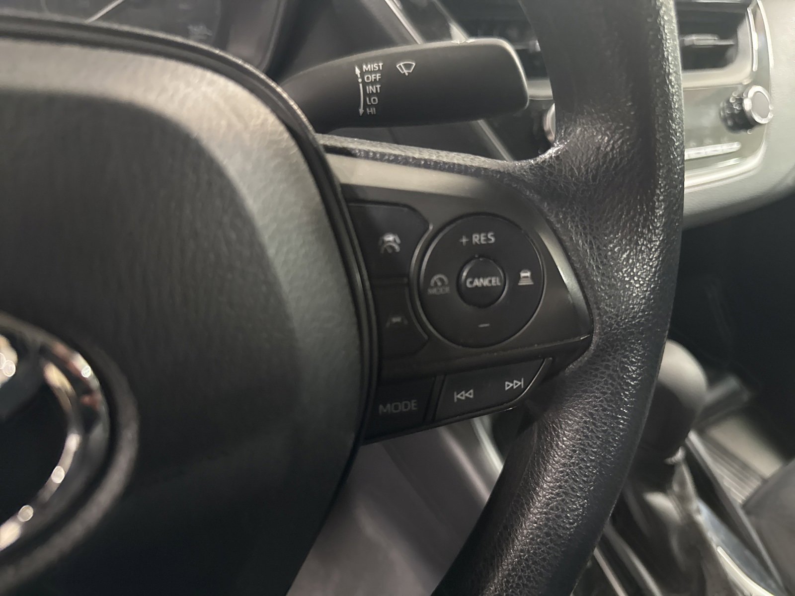 Used 2023 Toyota Corolla LE image 9