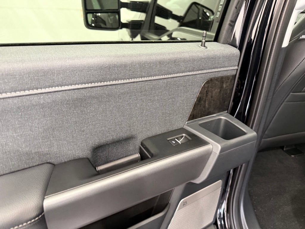 New 2026 Ford F250 Lariat w/ Black Appearance Package AWD/4WD image 20