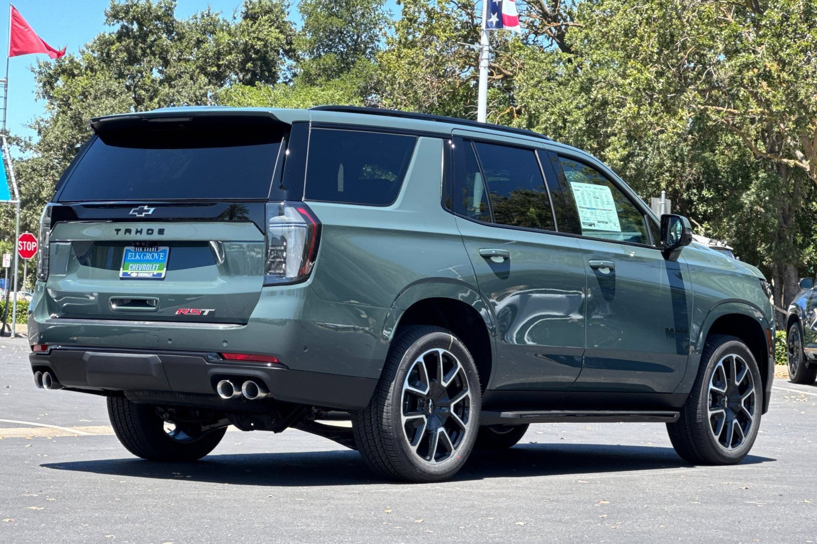 New 2026 Chevrolet Tahoe RST w/ Advanced Technology Package AWD/4WD image 3