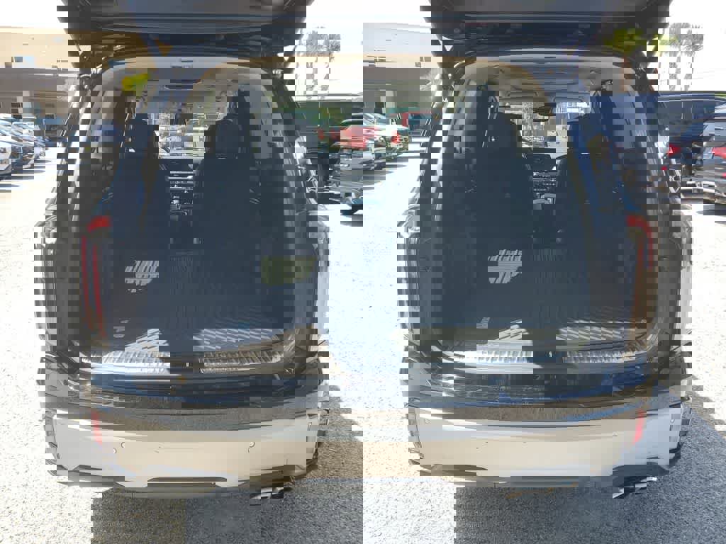 Used 2023 Kia Telluride SX image 9