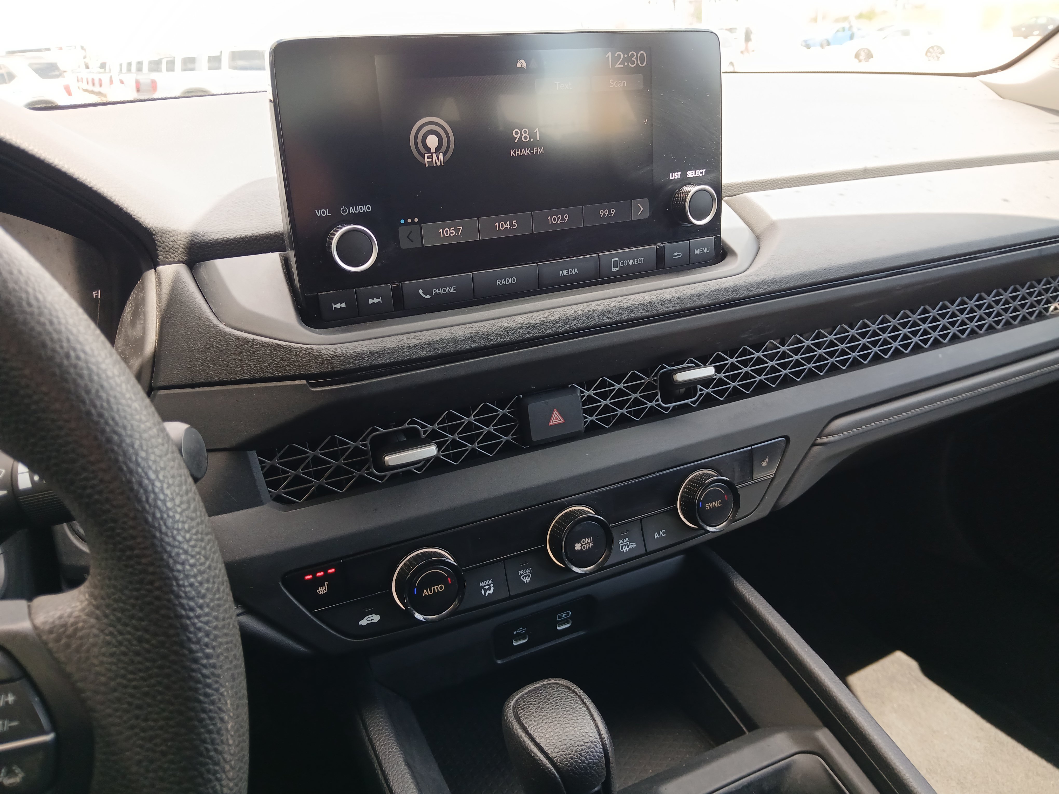 Used 2023 Honda Accord EX image 13