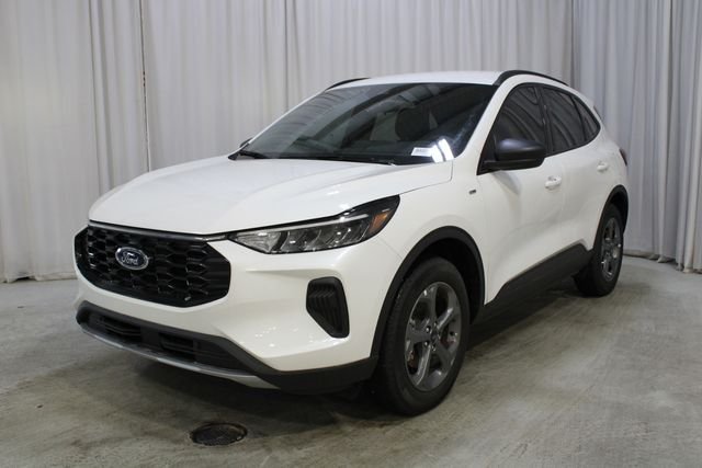 New 2026 Ford Escape ST-Line w/ Tech Pack #1 AWD/4WD image 33