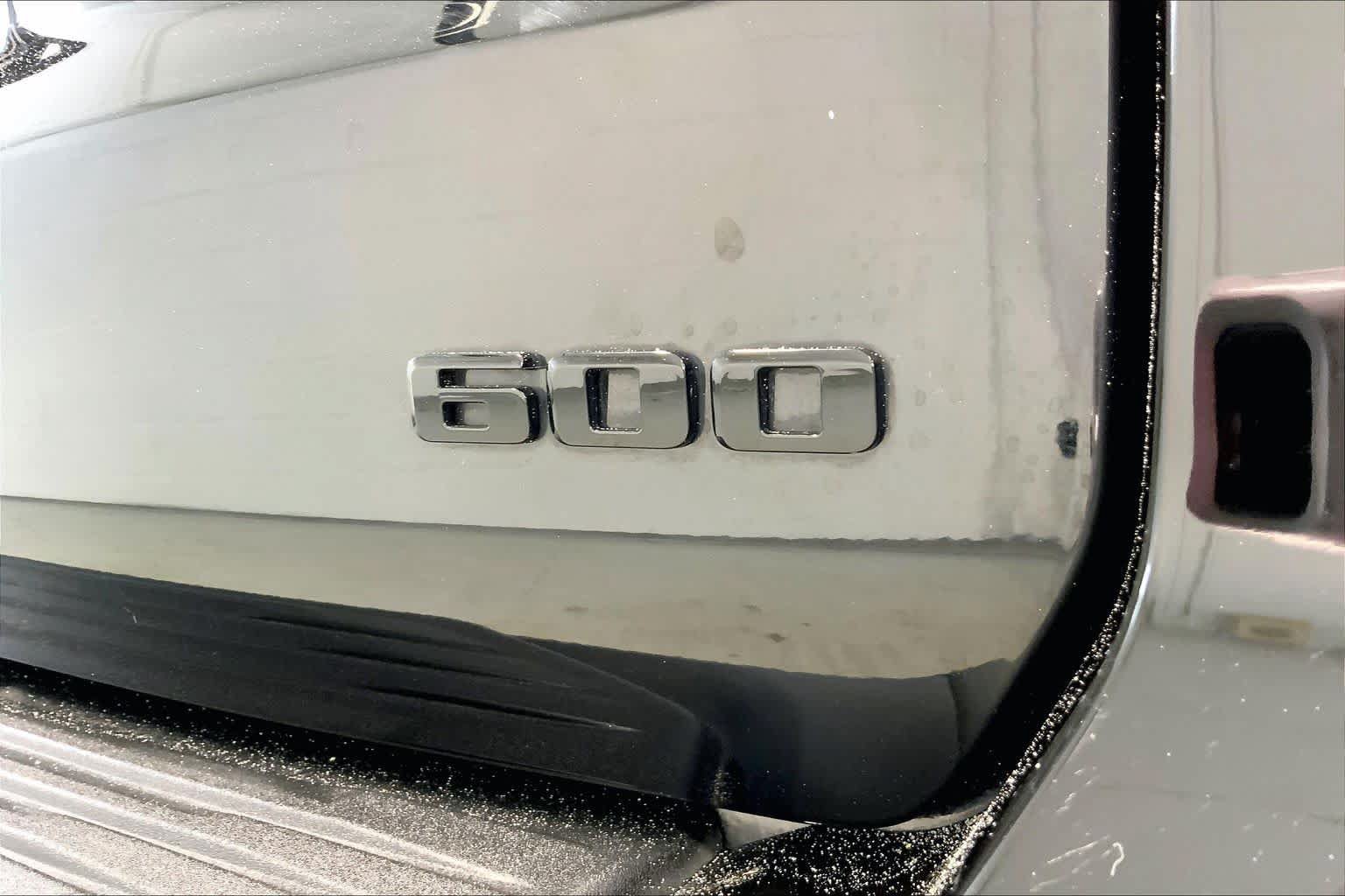 Used 2022 Cadillac Escalade Sport w/ Touring Package AWD/4WD image 9