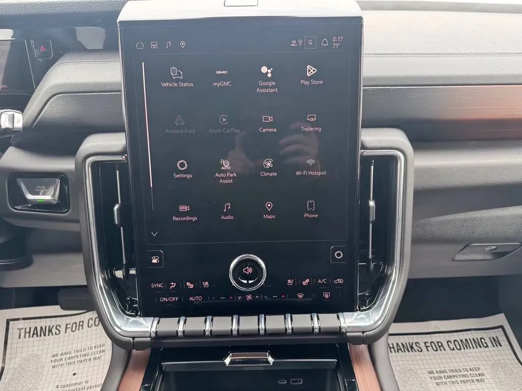 New 2026 GMC Yukon XL Denali w/ Denali Reserve Package AWD/4WD image 30