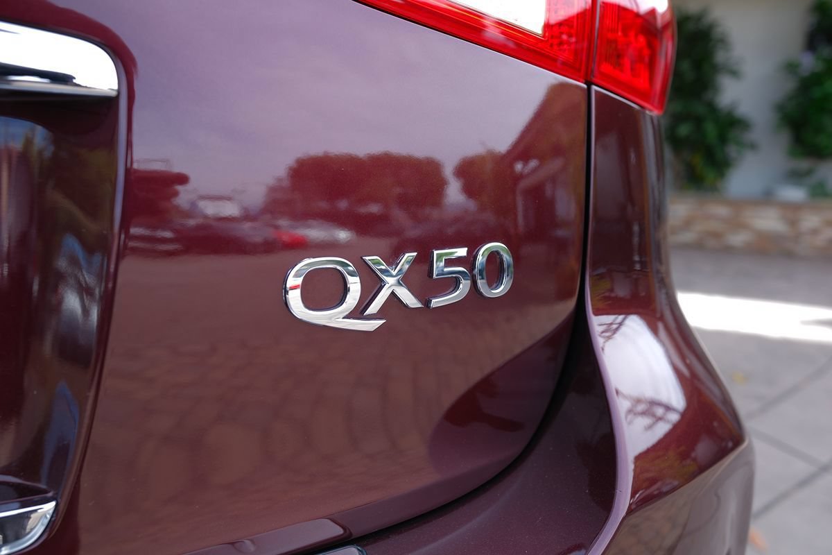 Used 2016 INFINITI QX50 2WD w/ Premium Package image 53