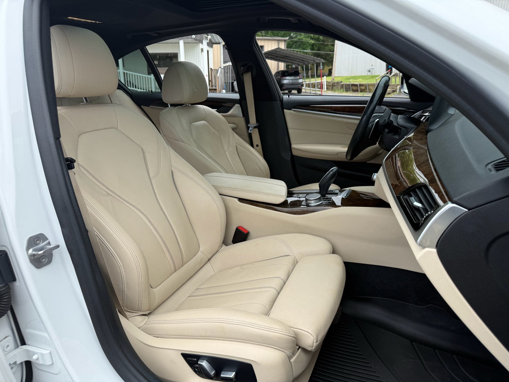 Used 2020 BMW 540i xDrive AWD/4WD image 21